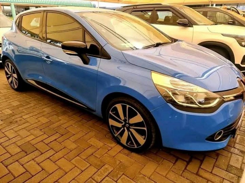 2014 RENAULT CLIO IV 900T DYNAMIC(123305KMS)  PRICE R77,000   EXCELLENT CONDITION, ACCIDENT FREE, ONE OWNER, FULL SERVICE HISTORY   RENT TO OWN/BUY OPTIONS AVAILABLE   WE ACCEPT ALL APPLICANTS BASED ON THE AFFORDABILITY AND DEPOSIT   WE DELIVER NATIONWIDE.