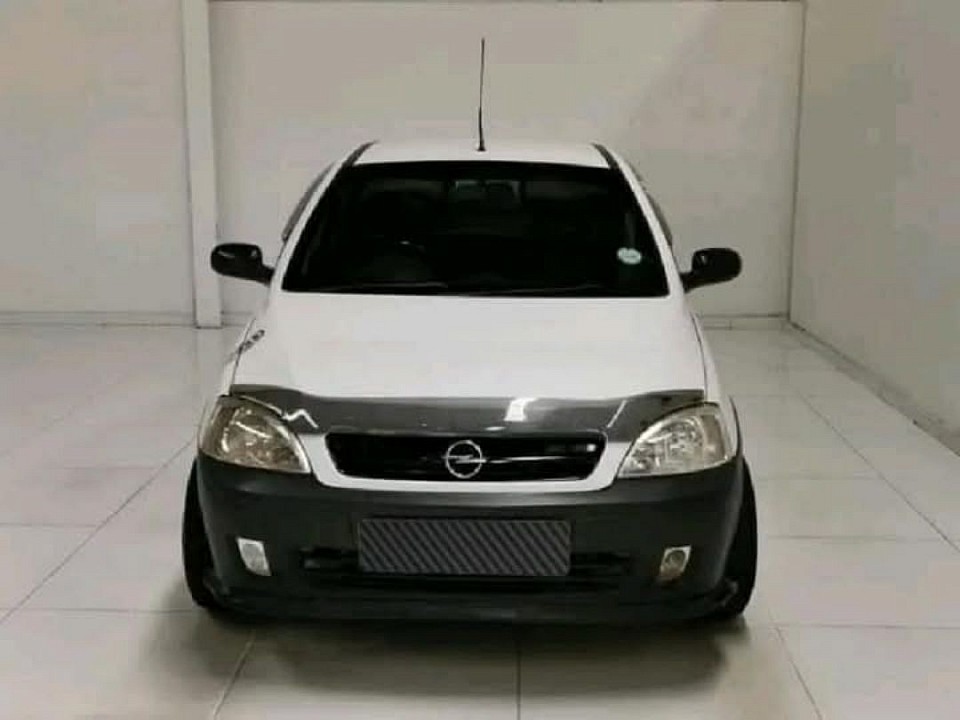 2006 Opel Corsa Utility 1.4l R30,000  Mileage:183,000 kilos Cash only Easter promotion  No fault, no dents buy asnd drive. Delivery nationwide