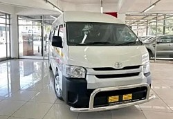 2023 Toyota Quantum 2.5 D-4D Sesfikile 16-seat R 220 800  30 800 Km  Manual  Diesel  Condition Excellent  Colour White   Drivetrain 4X2  Description: Toyota Ses’fikile D4D , this vehicle is in excellent condition full service history accident free , we also do delivery nationwide,  Options: ABS, Air bags, Aircon, Alarm