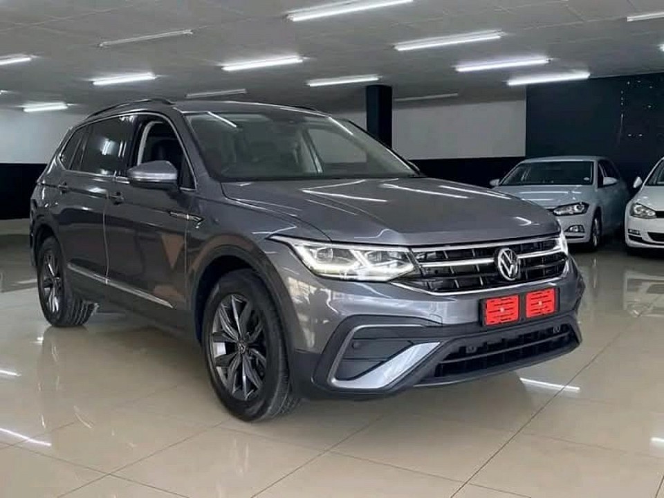 2022 VOLKSWAGEN TIGUAN 1.4TSI ALLSPACE DSG(42606KMS)  PRICE R220,000   EXCELLENT CONDITION, ACCIDENT FREE, ONE OWNER, FULL SERVICE HISTORY   RENT TO OWN/BUY OPTIONS AVAILABLE   WE ACCEPT ALL APPLICANTS BASED ON THE AFFORDABILITY AND   WE DELIVER NATIONWIDE.